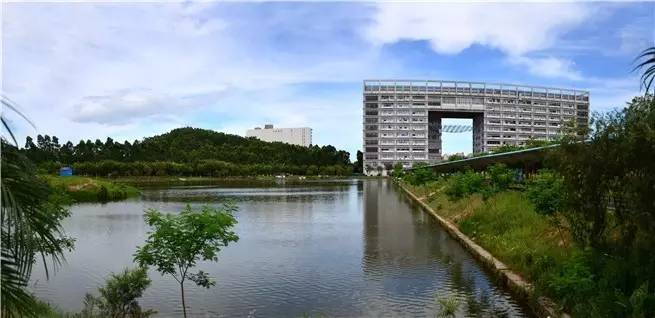 https://mmbiz.qlogo.cn/mmbiz/pNEkXaX3R9631II2ibypUvppErlxbT6E2LibGzLmkxul2p7tdWibasuytvSbRjfm6V8aA3JkCfeEOqn2OVX9YPyNQ/0?wx_fmt=jpeg